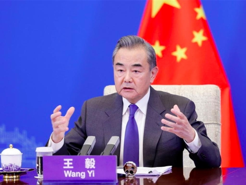 王毅会见德国外长贝尔伯克:滥征关税不符合任何一方利益。(中国外交部官网) 王毅会见德国外长贝尔伯克:滥征关税不符合任何一方利益。(中国外交部官网)