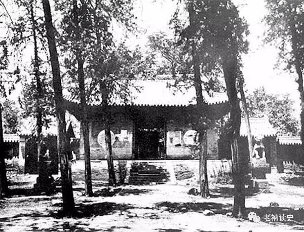 少林寺山门。 少林寺山门。