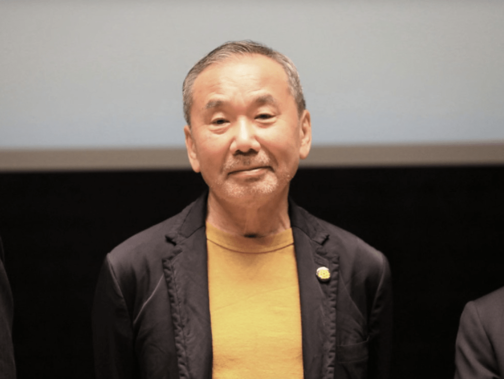自米兰昆德拉逝世以后，日本作家村上春树（图）就成为传说中最接近诺贝尔文学奖的人，今年他在Ladbrokes榜单排第2。.png