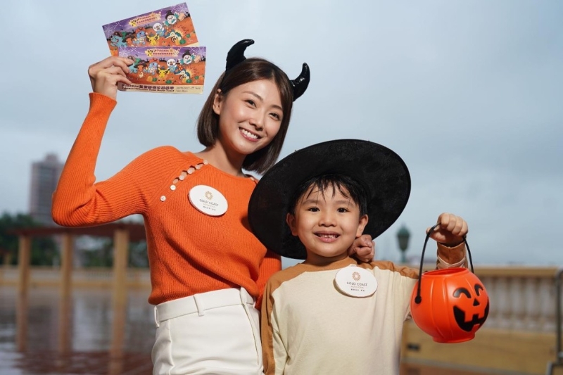 万圣节哗鬼市集设有即场彩绘服务,让大人、 小孩化上特色妆扮。(图片来源:黄金海岸商场) 万圣节哗鬼市集设有即场彩绘服务,让大人、 小孩化上特色妆扮。(图片来源:黄金海岸商场)