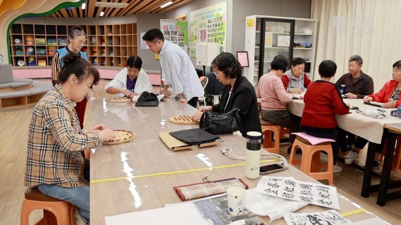 横琴“澳门新街坊”长者服务中心开启运作