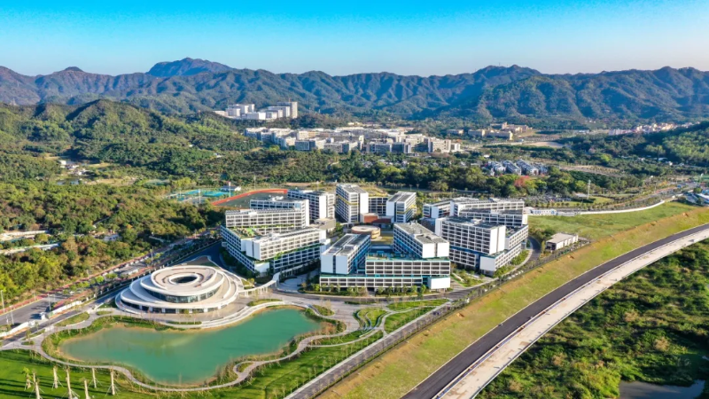北师港浸大(UIC)一期、二期校园。UIC微信公众号 北师港浸大(UIC)一期、二期校园。UIC微信公众号