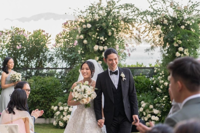吴婉芳大仔胡智略2021年迎娶霍英东孙女霍咏盈。 吴婉芳大仔胡智略2021年迎娶霍英东孙女霍咏盈。