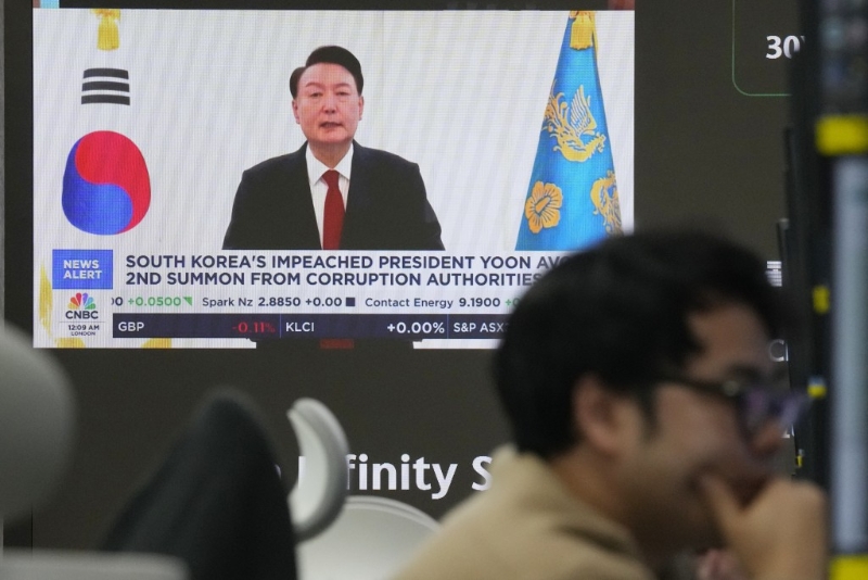 尹锡悦宣布戒严后四面楚歌。 尹锡悦宣布戒严后四面楚歌。