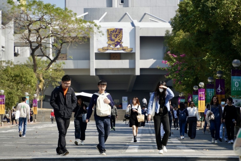 立法会一个小组委员会昨讨论本港教育未来规划。