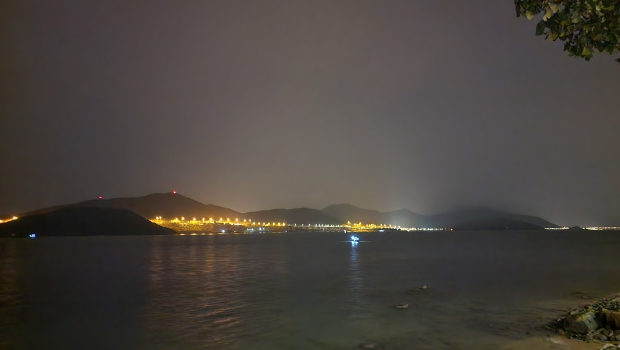 最高气温约20度。