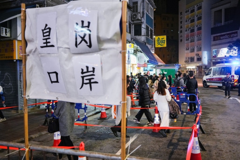 皇岗口岸24小时通关。资料图片