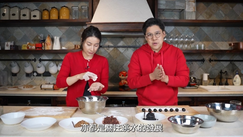 郭晶晶的广东话很流俐。