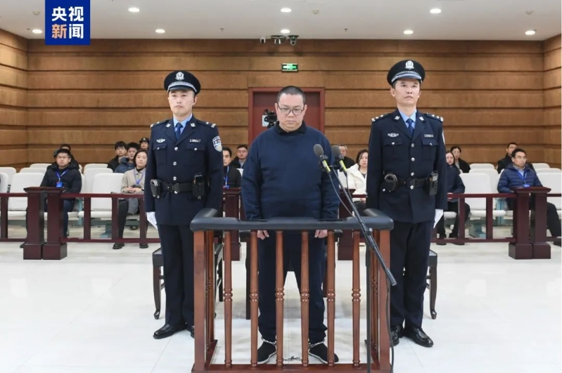 白天辉