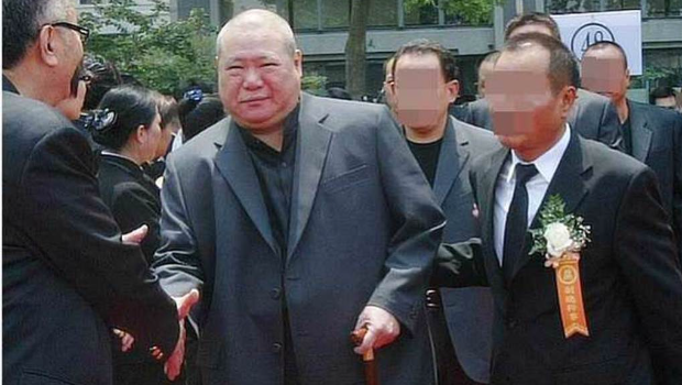 黄少岑 黄少岑