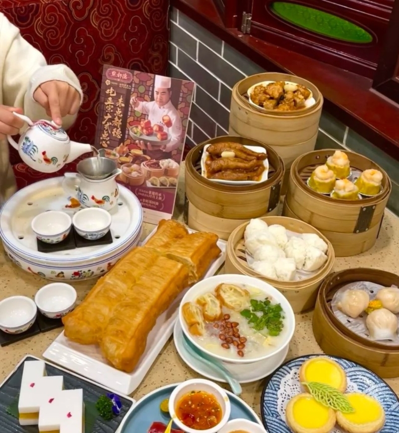 点都德