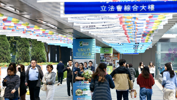 财政预算案2025 | 政府：公务员现无裁员计划，局长详解“打字员”一项重要工作