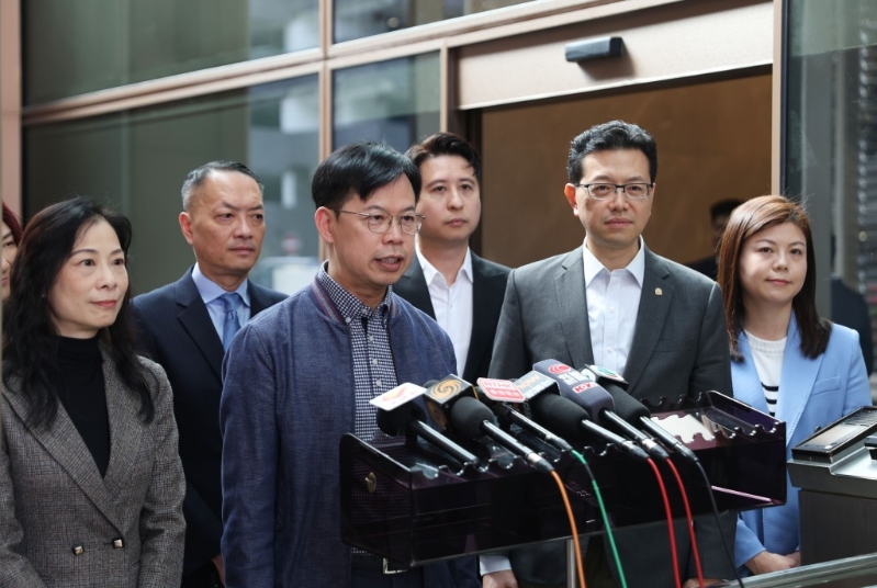 陈振英表示，去年国家GDP增长为5%，并由出口带动。