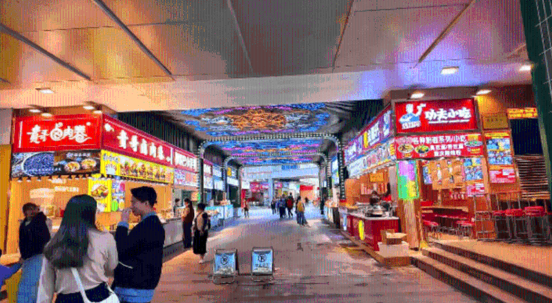 东门町美食街
