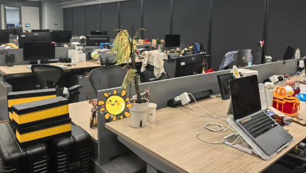 大疆的人事部会在晚上9时扫场式催促员工下班。
