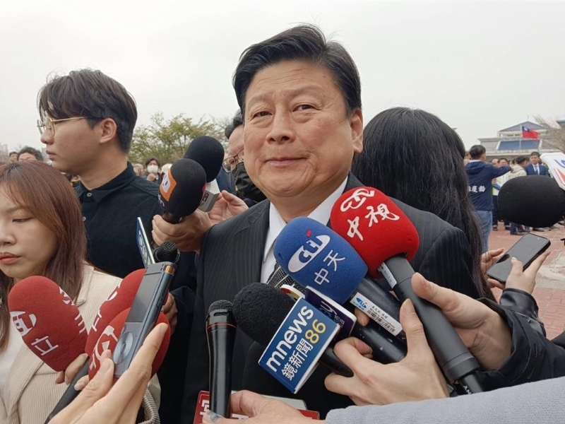 国民党“立院”总召傅崐萁再次呼吁司法，柯文哲若没有触法，必须还其清白。