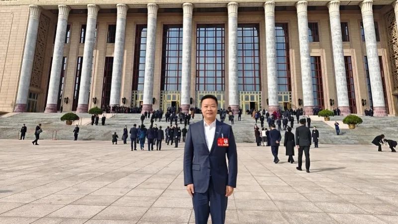 何小鹏 何小鹏