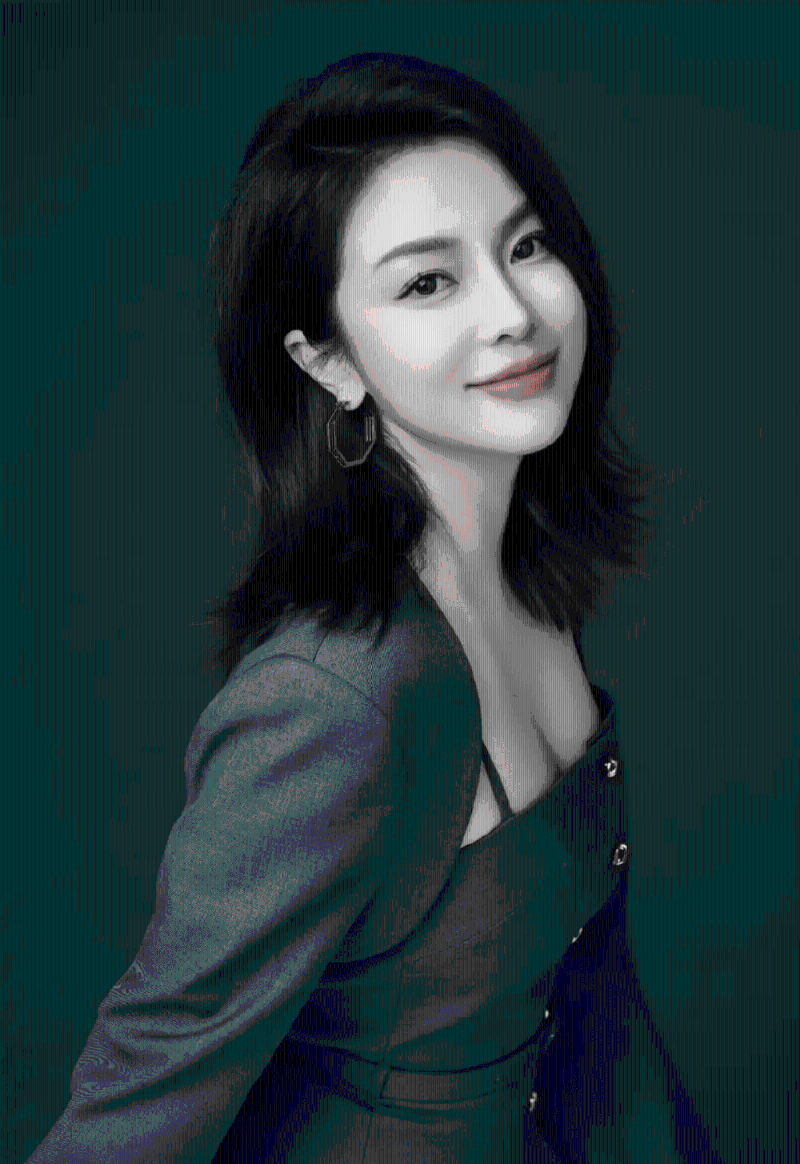 原配李艳。