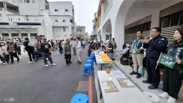 大罢免摊位 大罢免摊位