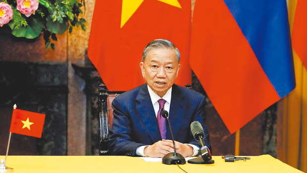 越南总书记苏林4日与特朗普通电话，表示愿意将美国进口越南的商品关税降至0％。