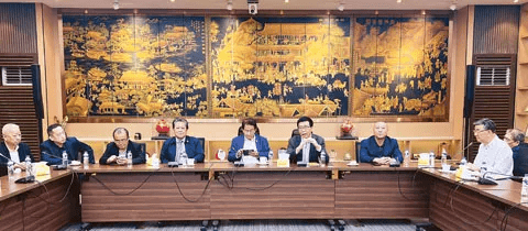 华社紧急会议 呼喊政府缉凶。 菲商网
