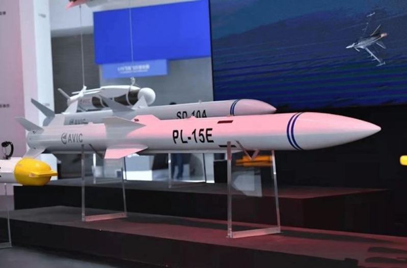 中国PL-15空空导弹的外贸型号。