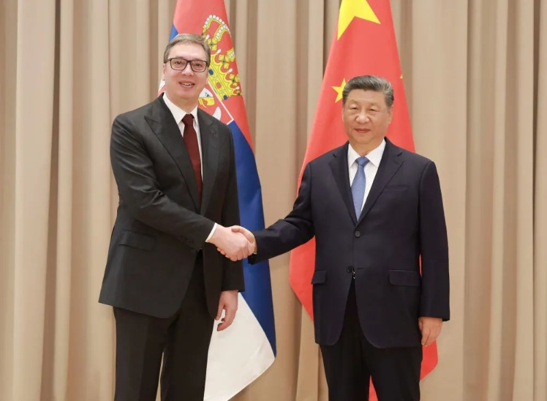 习近平主席会见塞尔维亚总统武契奇。