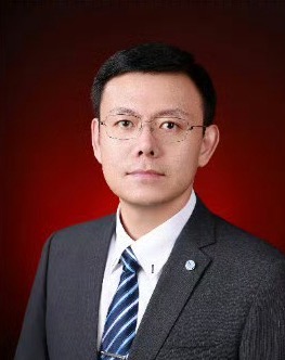 北京理工大学机车学院常务副院长宫琳。 微博@川崎真一