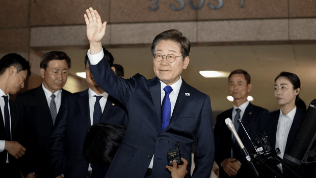 李在明 李在明