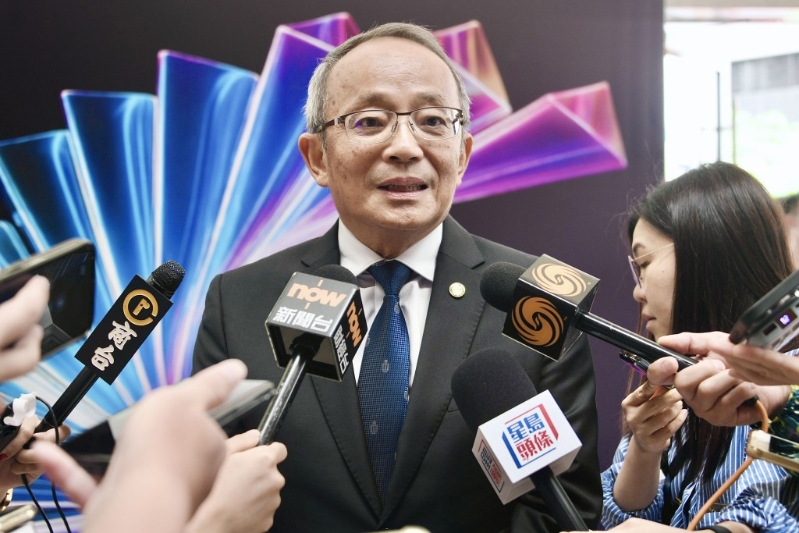 郑光廷领导的智能晶片与系统研发中心（ACCESS）是科大全资拥有的研发中心