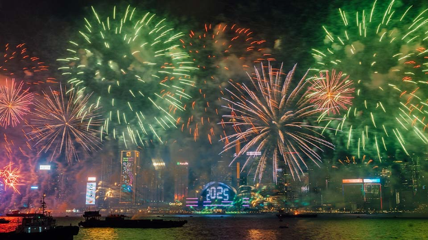 香港七一烟花2025最新消息〡观赏时间/历年盛况，附庆回归优惠+活动