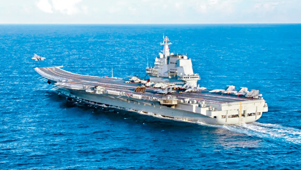 时隔8年之后，再有国家的航空母舰访港。