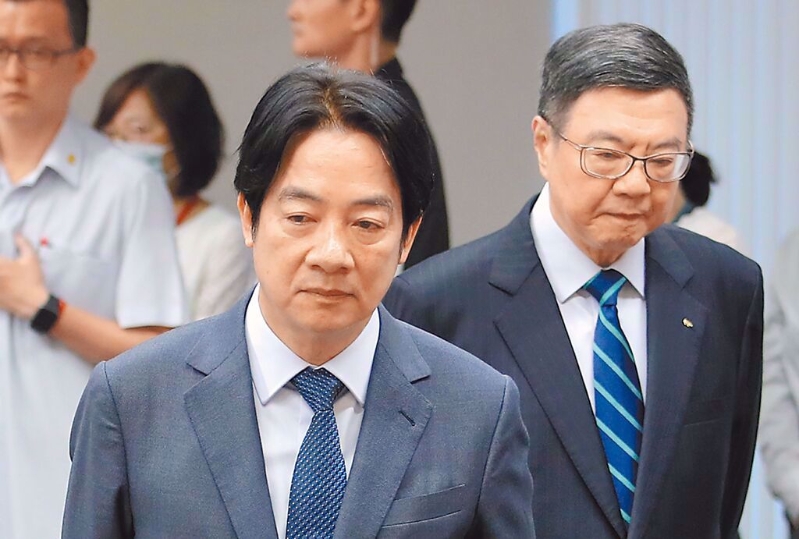 赖清德(左) 赖清德(左)