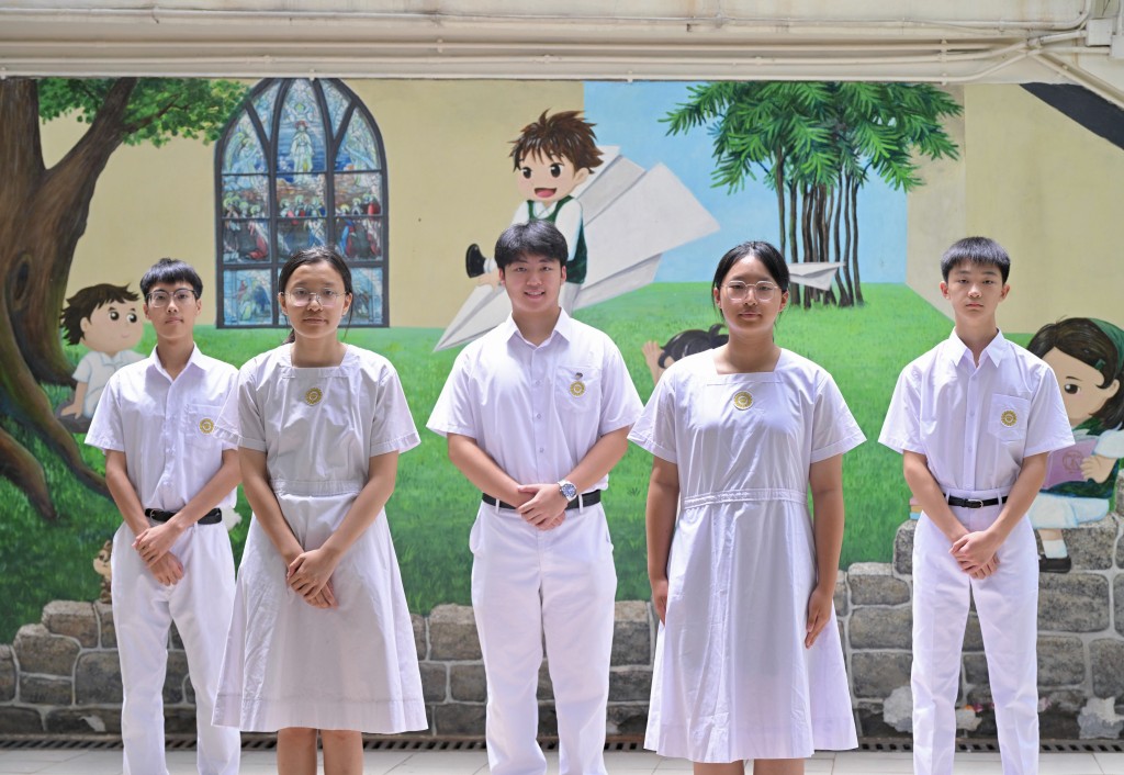 香港圣士提反堂中学本学年至今已收到超过400份内地生申请
