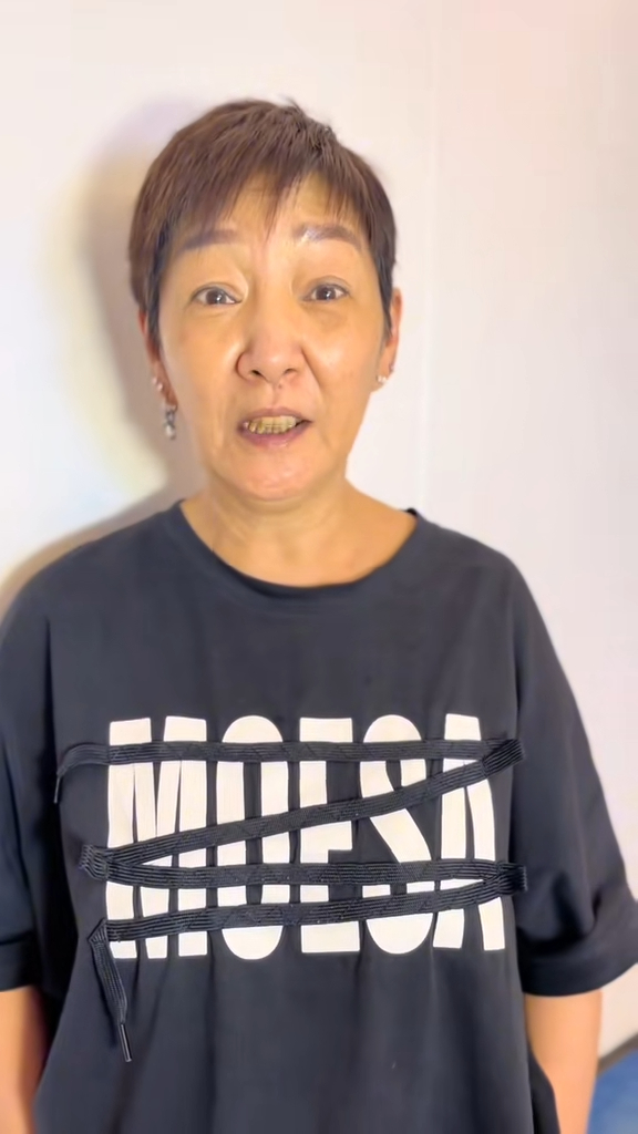 最近雪梨开设抖音及小红书账号，被网民指老态毕现，最终她删去影片。