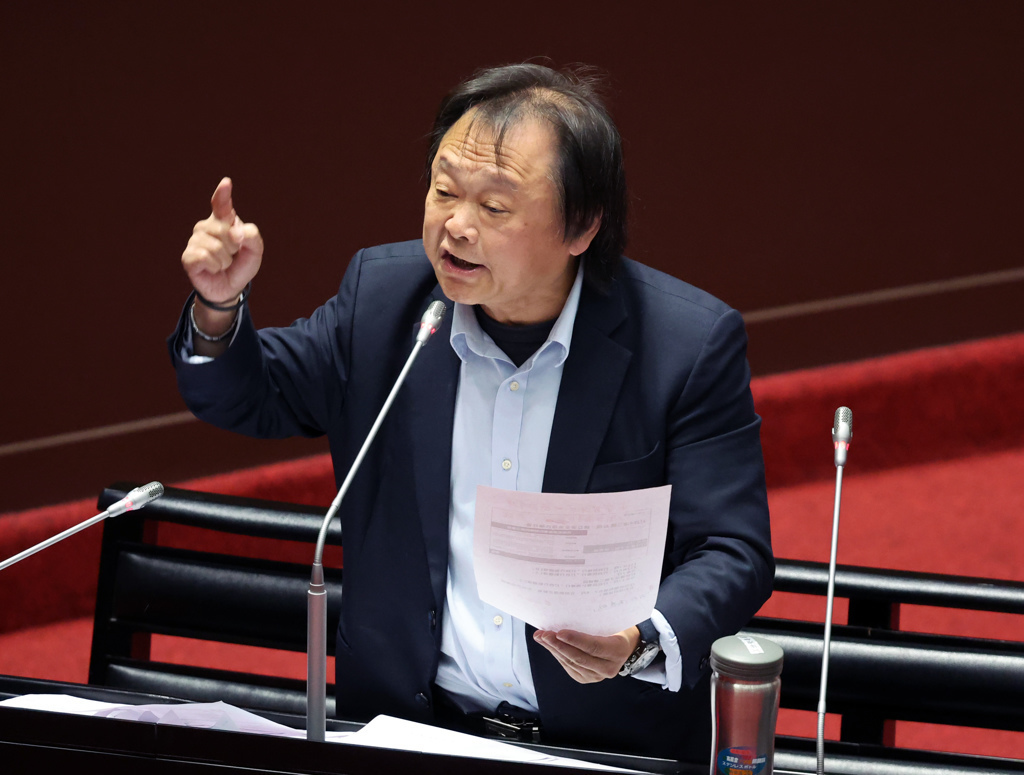 王世坚