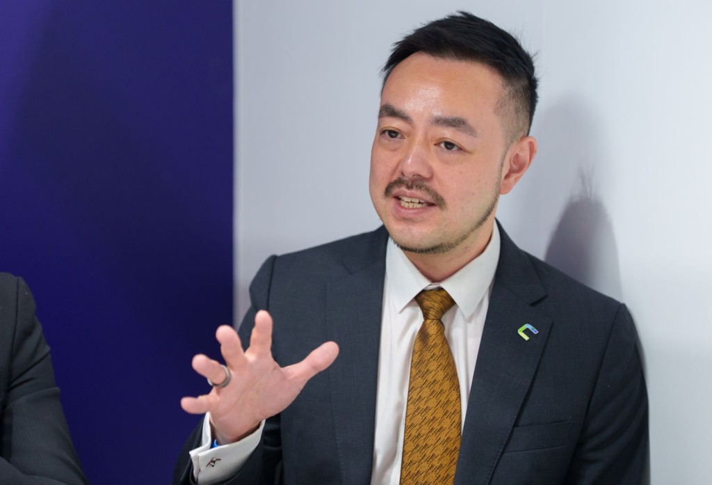严涤宇 严涤宇
