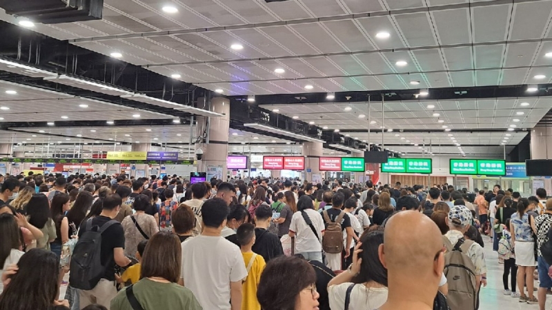 港零售商需放弃价格竞争思维，商场IP活动助增独特体验，AI及机器人增效率