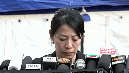 香港大埔五级火丨总警司曾淑贤简报会感触哽咽，悲伤未能辨认出所有失踪者