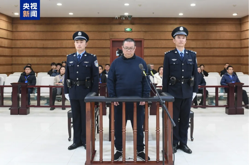 白天辉