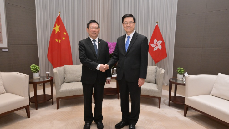 李家超与越南副总理胡德福会面
