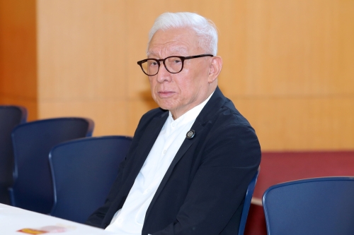 曹兴诚 曹兴诚