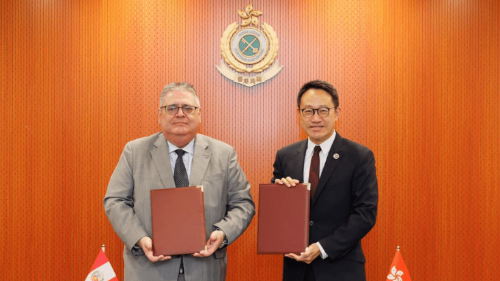 海关首与南美地区当局签互认安排