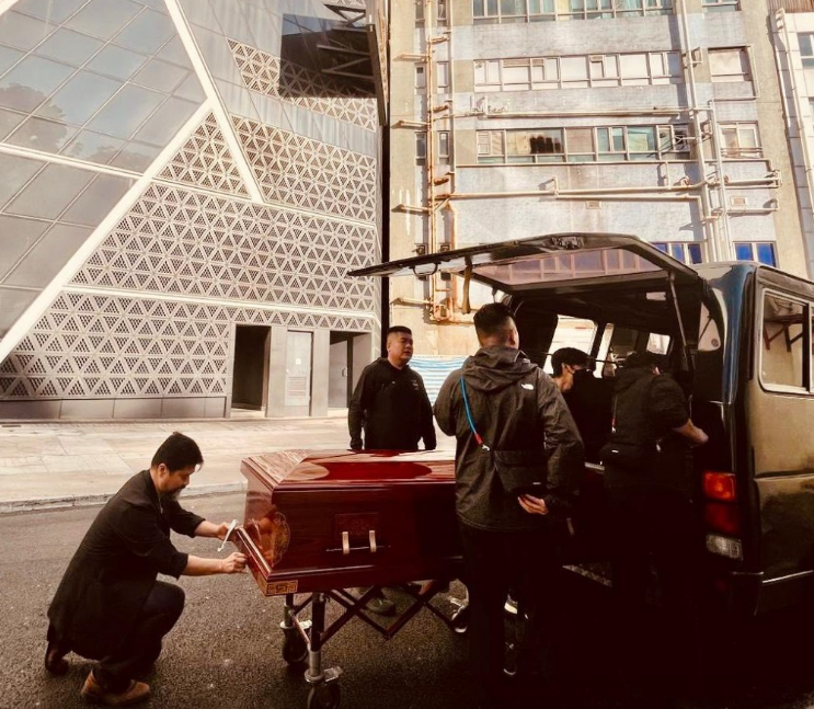 “毋忘爱”早前安排一名在宏福苑火灾中遇难的印佣遗体运返印尼