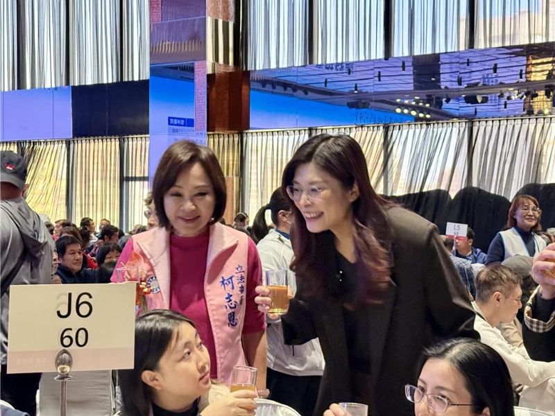 郑丽文出席高雄市云林同乡会