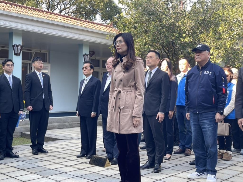 郑丽文 郑丽文