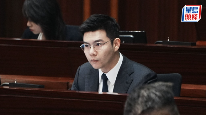 谭镇国赞消防为“香港英雄”