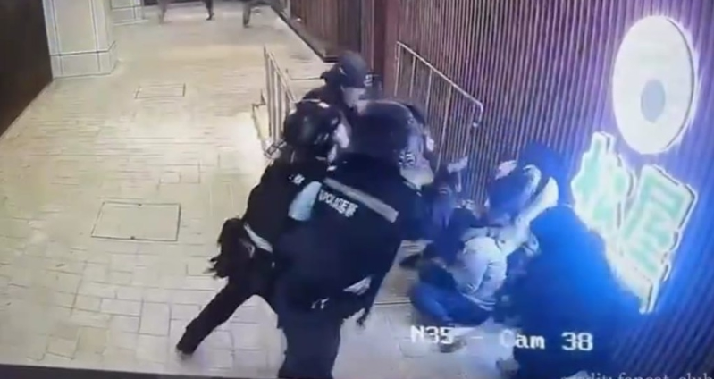 开枪7