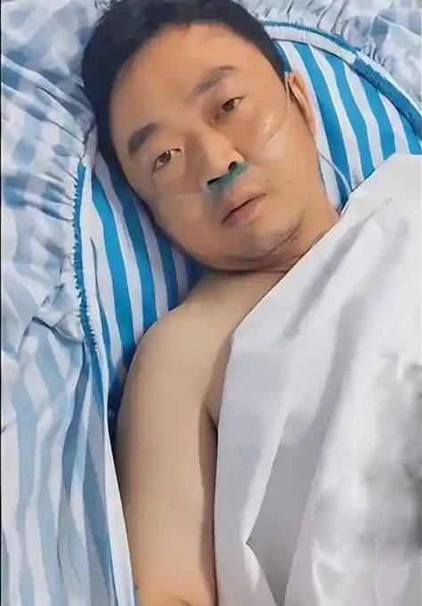 当地热心华人垫付了医疗费，邱先生才得以救治。