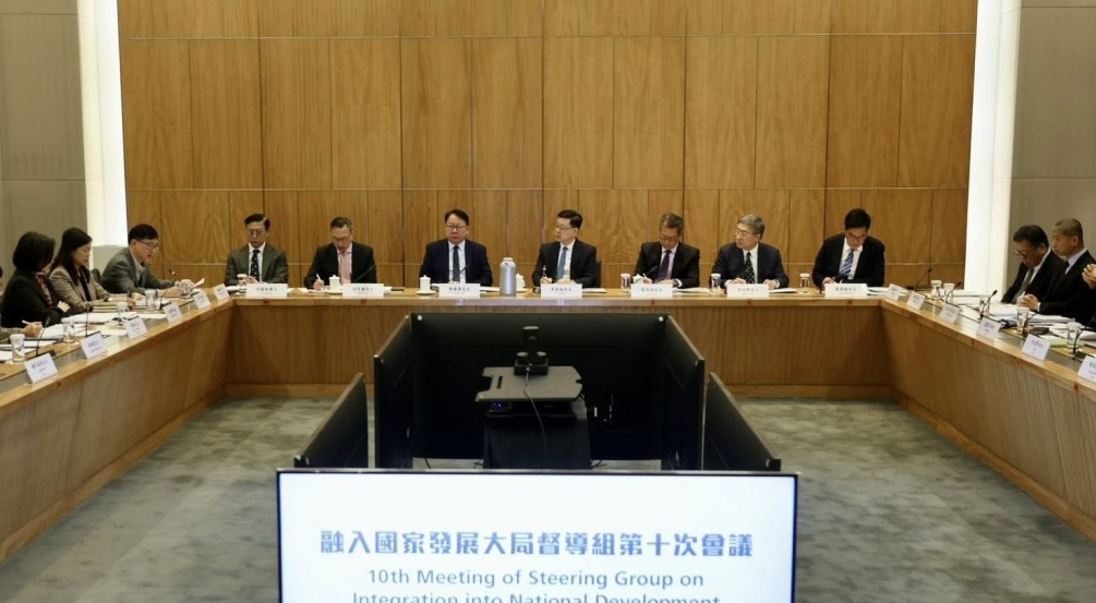 李家超